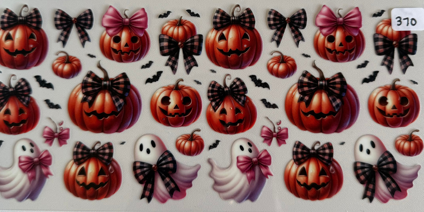 Ghosts and pumpkins- 370